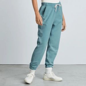*NWT* Everlane The Track Jogger size medium in turquoise